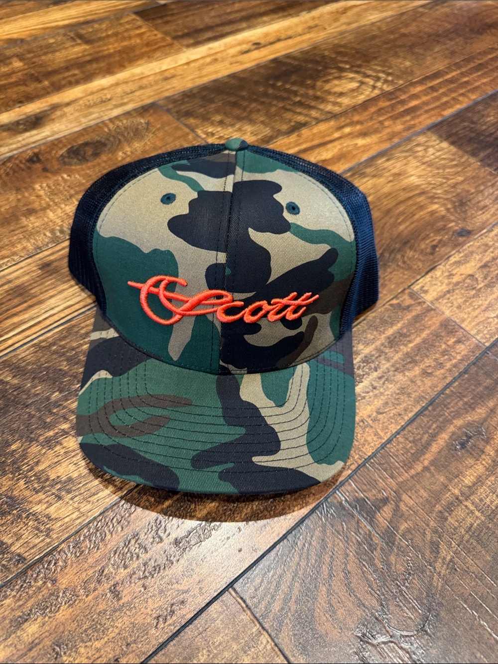 SCOTT "THE VINNY" CAMO TRUCKER HAT